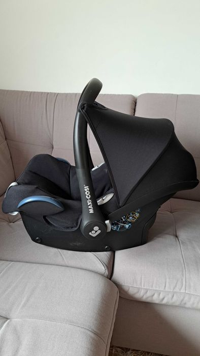 Foteliki  Samochodowe z bazą