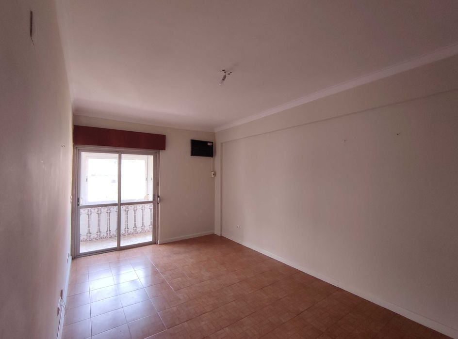 Apartamento T1 de 55m2 com lugar de garagem
