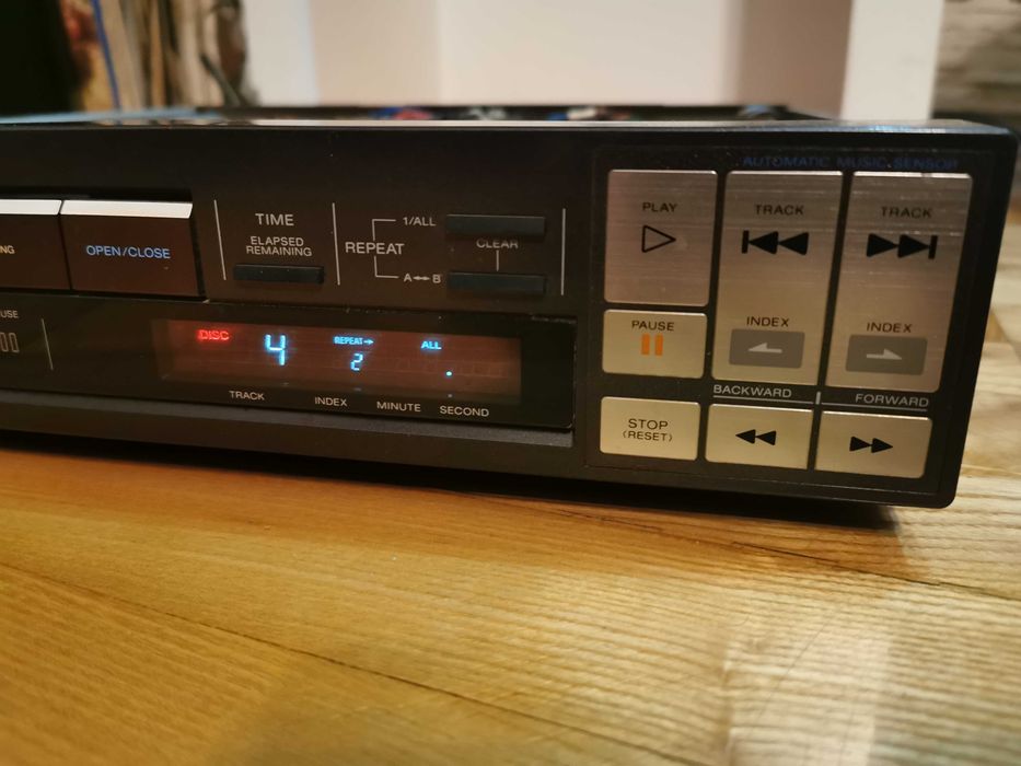 odtwarzacz cd SONY CDP-102 do serwisu