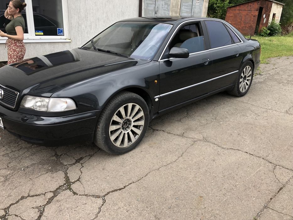 Audi A8 D2 4.2 v8 quattro