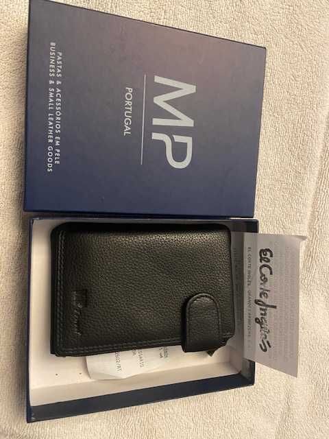 Porta-cartões MP 4C Preto