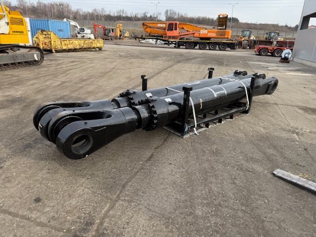 SIŁOWNIK HYDRAULICZNY NOWY do maszyn przemysłowych i budowlanych waga 3700 kg