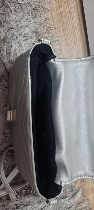 Torebka mała  srebrna