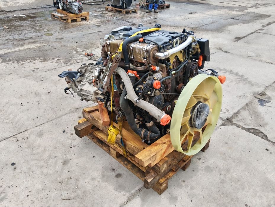 Wtryskiwacz paliwa pompa paliwa Mercedes Atego euro 6 Om 934 2018 r