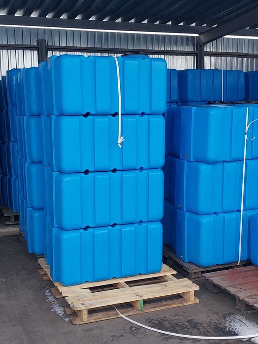 Купить прямокутний бак для води, бак бочки прямокутні пластикові до 1000 л