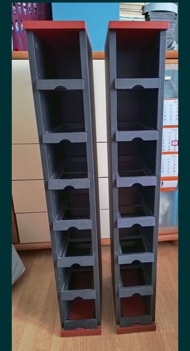 Stojaki na CD marki IKEA