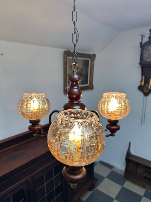 Світильник люстра светильник на 3 лампи 7086