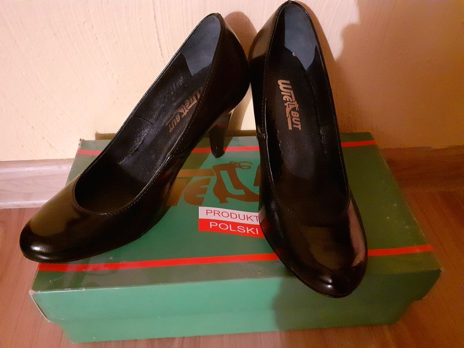 Buty czółenka czarne r 35