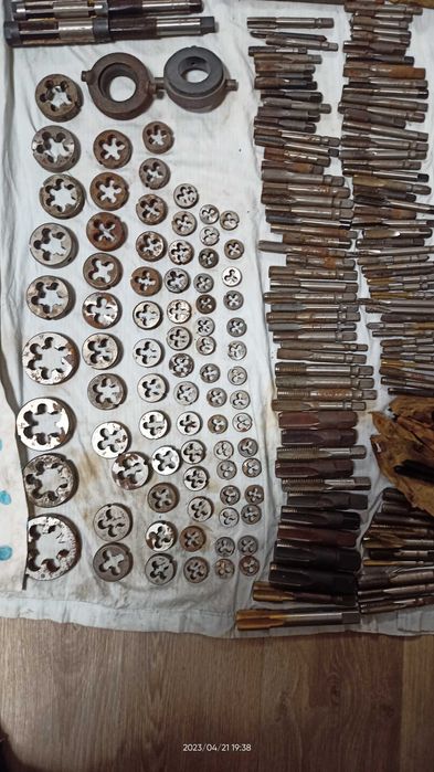 Сверла,патроны,метчики,лерки,держатели,развертки