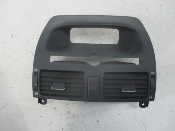 Difusor / saída de ar TOYOTA Avensis Liftback (_T25_)