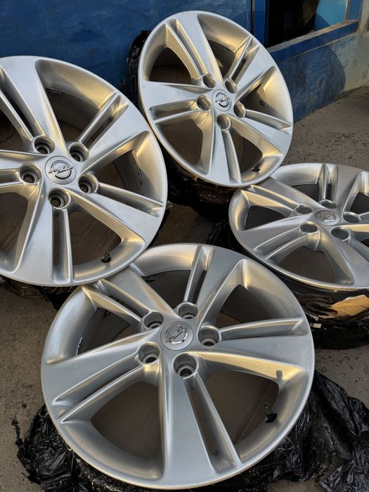 Диски 5 115 R17 оригінал Opel Insignia, Opel Astra