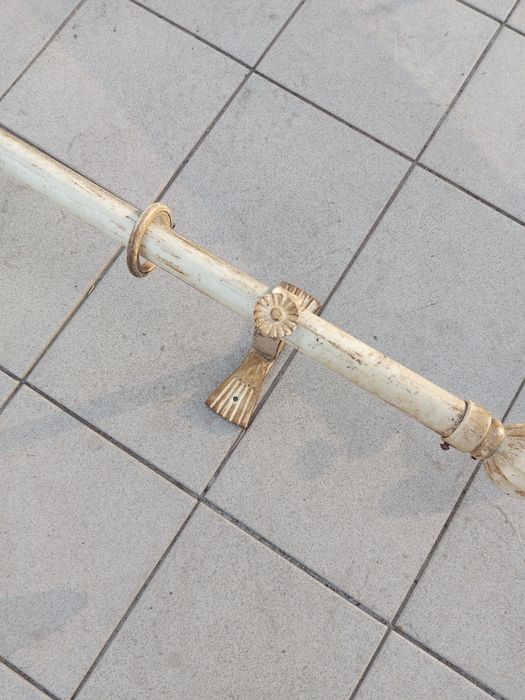 Varões para cortinados (dourado e branco)