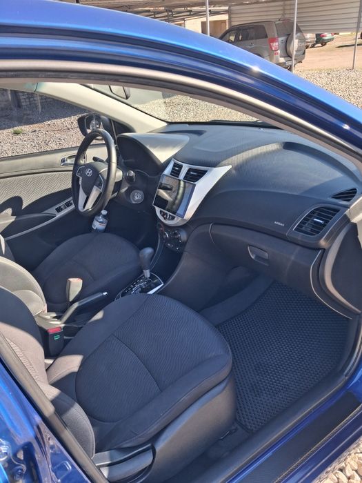 Hyundai Accent RB