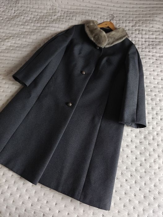 Płaszcz wełniany wełna szary real vintage 46 3XL z naturalnym futrem