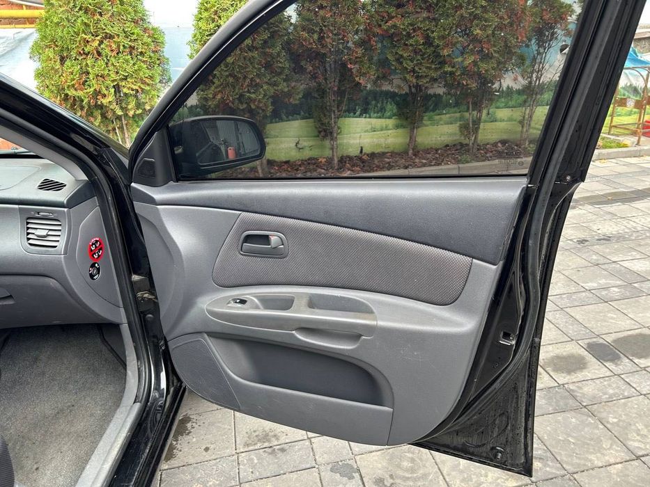 Продам Kia Rio 2007 рік