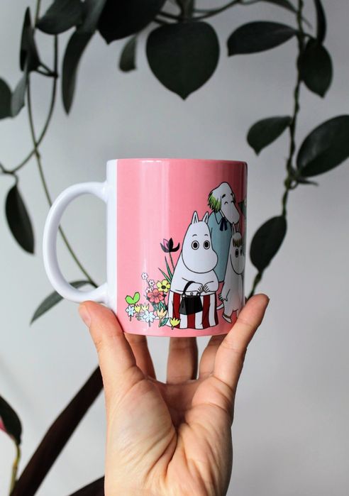 Kubek Muminki, Włóczykij, Mała Mi na różowym tle 330ml