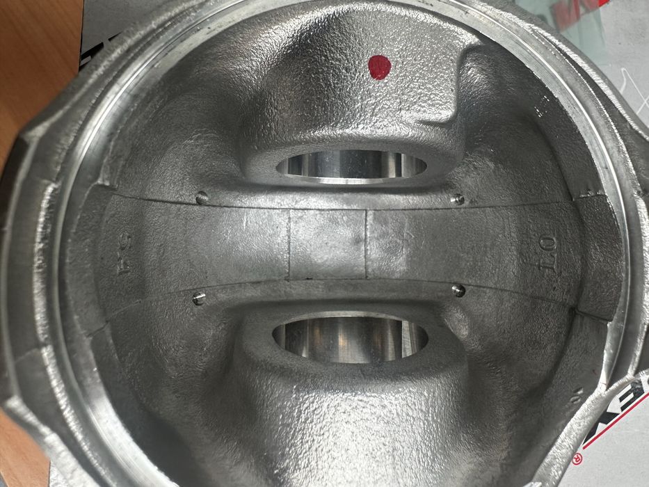 4x Pistoẽs Jeep Grand Cherokee WJ 3.1TD 140cv Motor VM