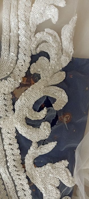 Сукня весільна в ідеалі-1 раз вдіта