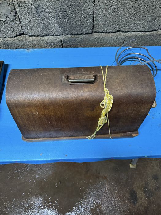 Maquina de costura antiga