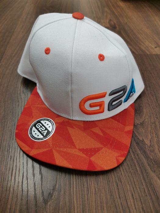 Czapka z daszkiem G2A nowa