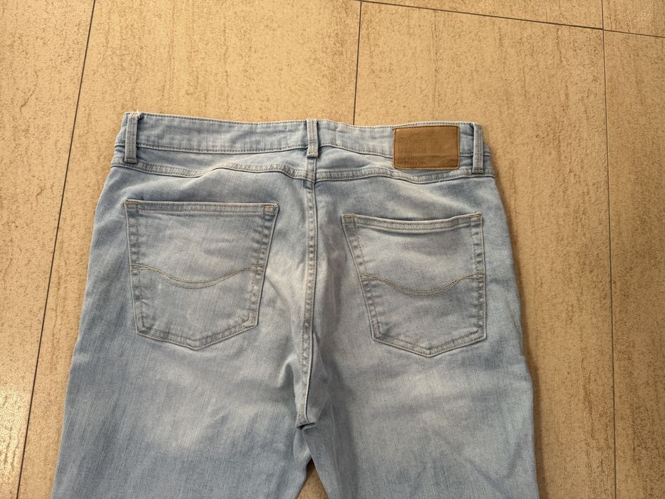 Spodnie jesnsowe męskie Skinny Pull&Bear 34/34