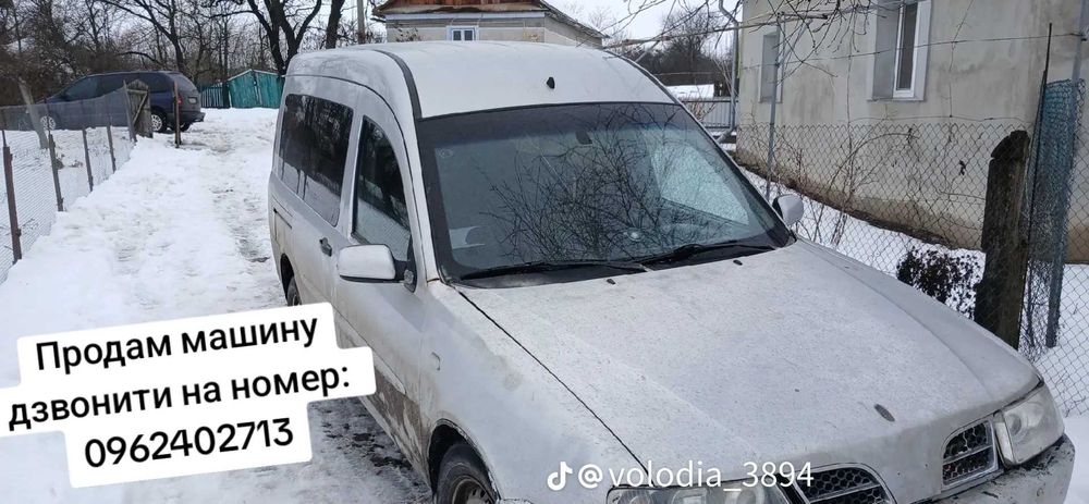 Продам машину Чері Карі