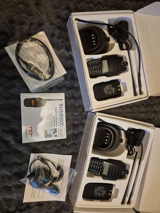 Радіостанція двохдіапазонна TYT TH-UV8000D комплект з 2 шт.