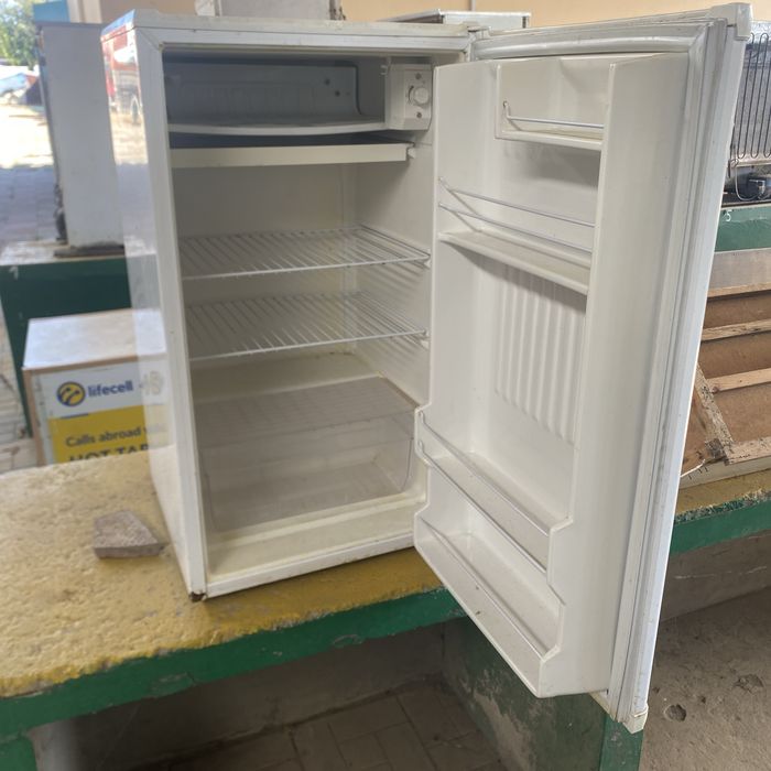 Холодильник Whirlpool