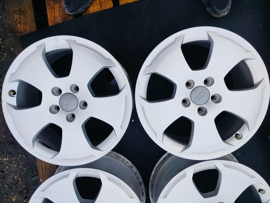 Alufelgi 17 cali  Audi VW 5x112 skoda