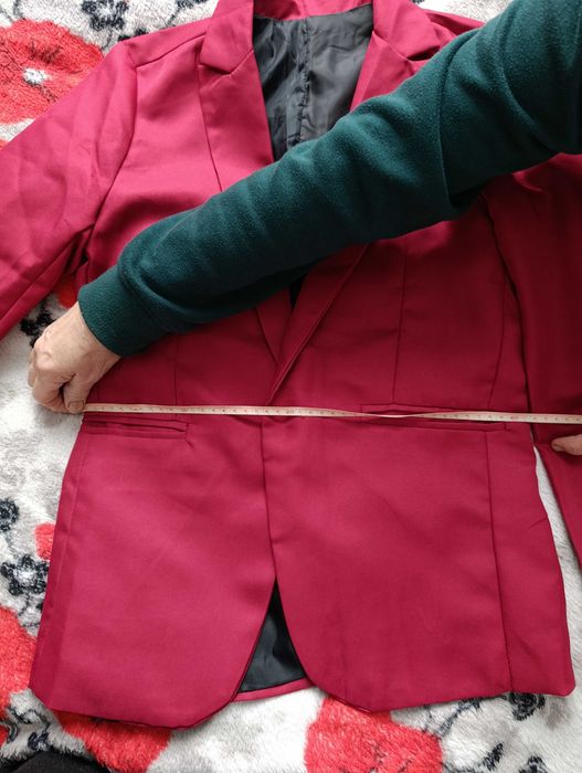 Чоловічий класичний костюм