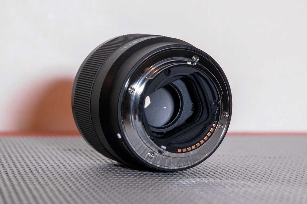 Sony FE 50mm F1.8 Prime Lens for E-Mount SEL50F18F AF Autofocus