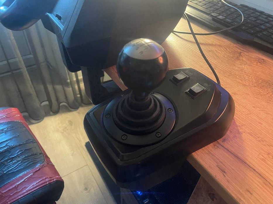 Ігровий руль PXN V9 з педалями та коробкою передач (270°/900°)