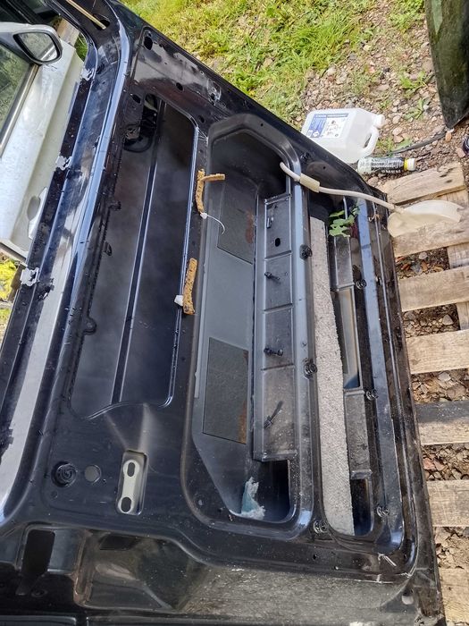 vw t5 multiwan czarne drzwi boczne lewe