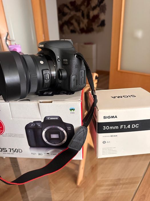 Canon 750d Wi-Fi + lente sigma 30mm 1.4