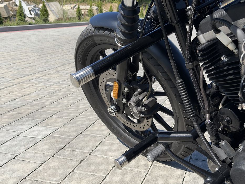 Harley-Davidson (Sportster) iron 883N/1200 Custom