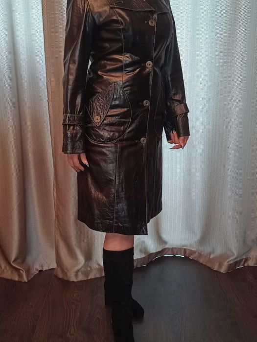 Кожаный плащ, пальто р. 46-48, состояние нового