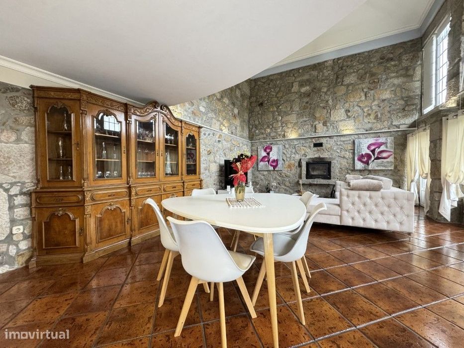 Quinta com licença de alojamento local, em São Miguel - Lousada.