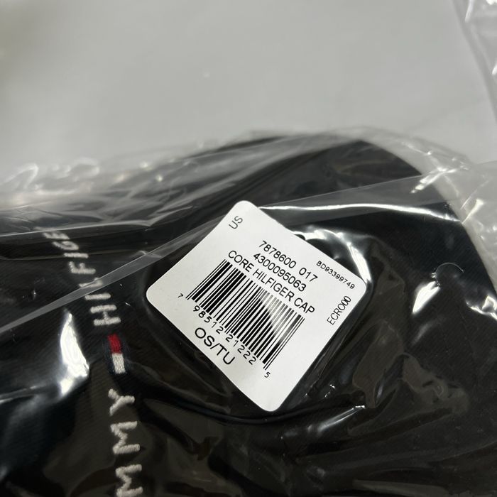 Tommy Hilfiger оригинал кепка новая чёрная на лето лого (NEW)