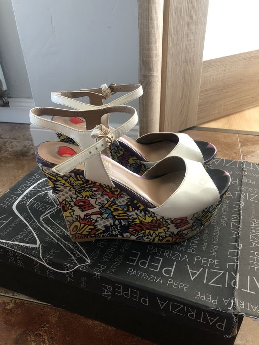 Koturny Love Moschino