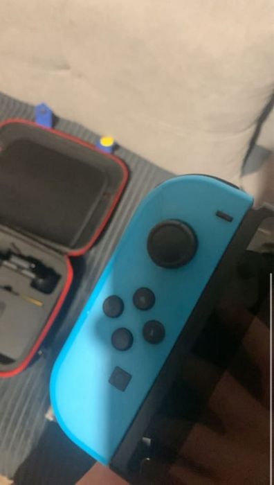 Nintendo switch v2 walizka plus 3 gry