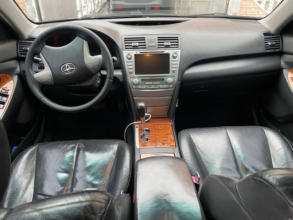 Продам Toyota Camry 40