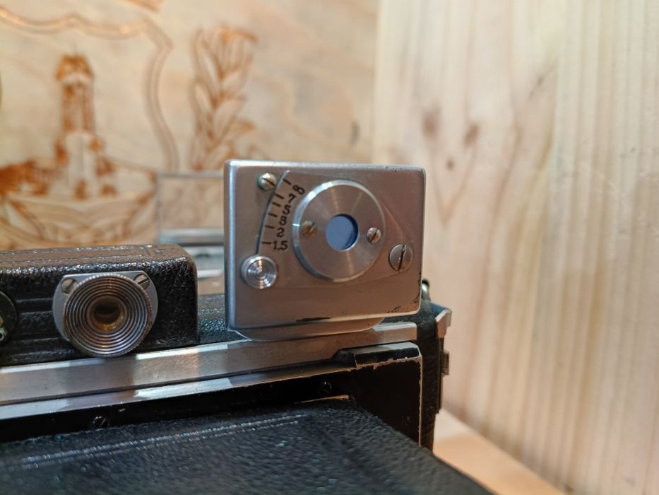 Plaubel Makina II – klasyczny aparat średnioformatowy (ok. 1936 r.)