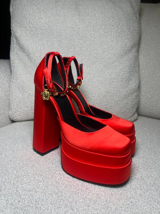 Червоні туфлі Versace! Розмір 38! Остання пара! Розпродаж до 90%