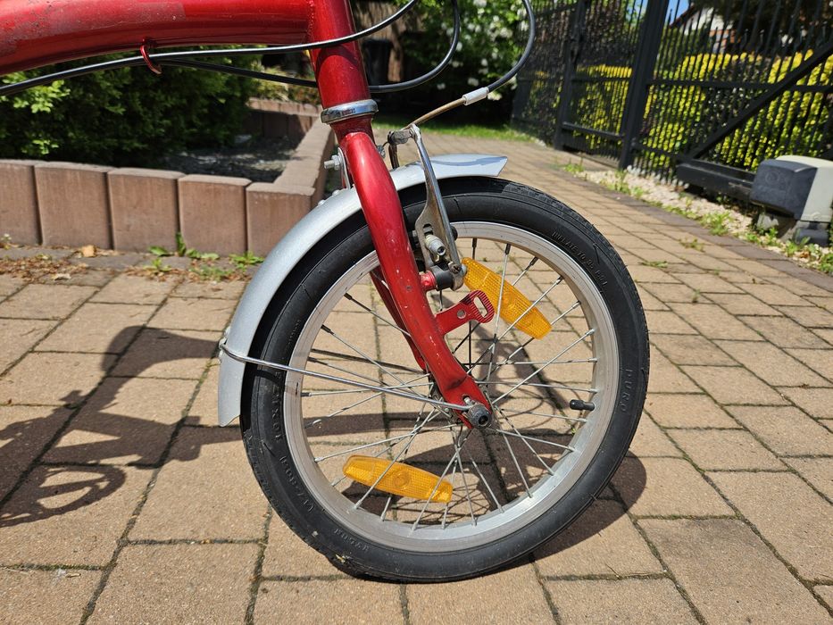 Rower składak z amortyzacǰą