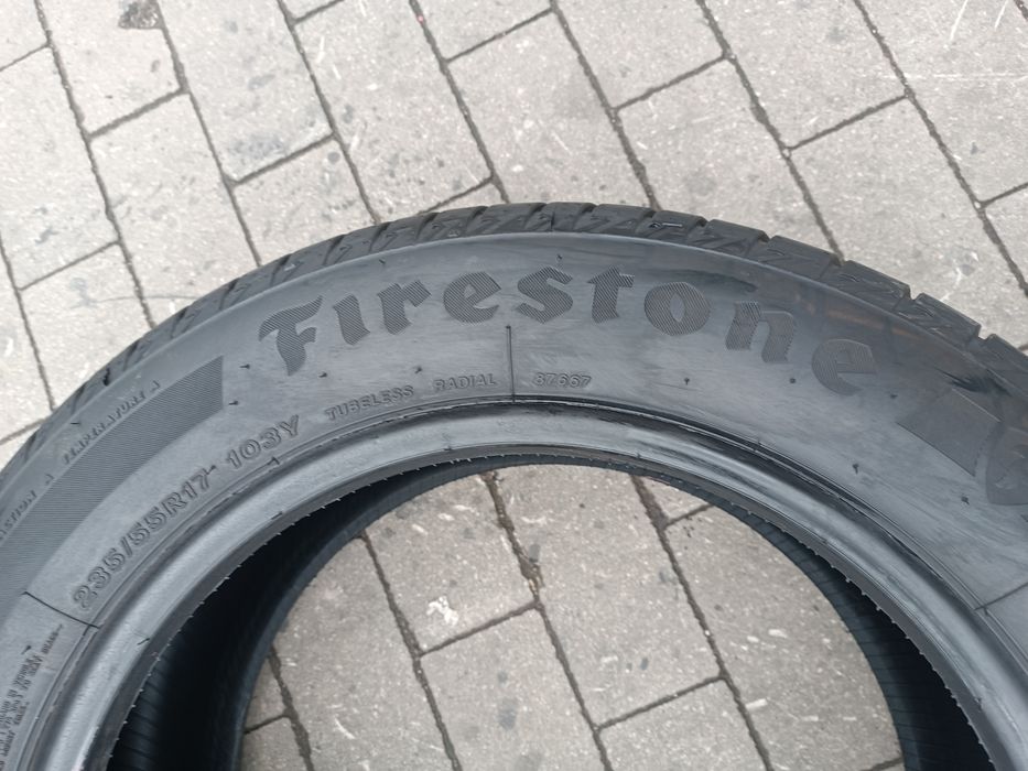 235/55R17 Firestone Roadhawk 2
