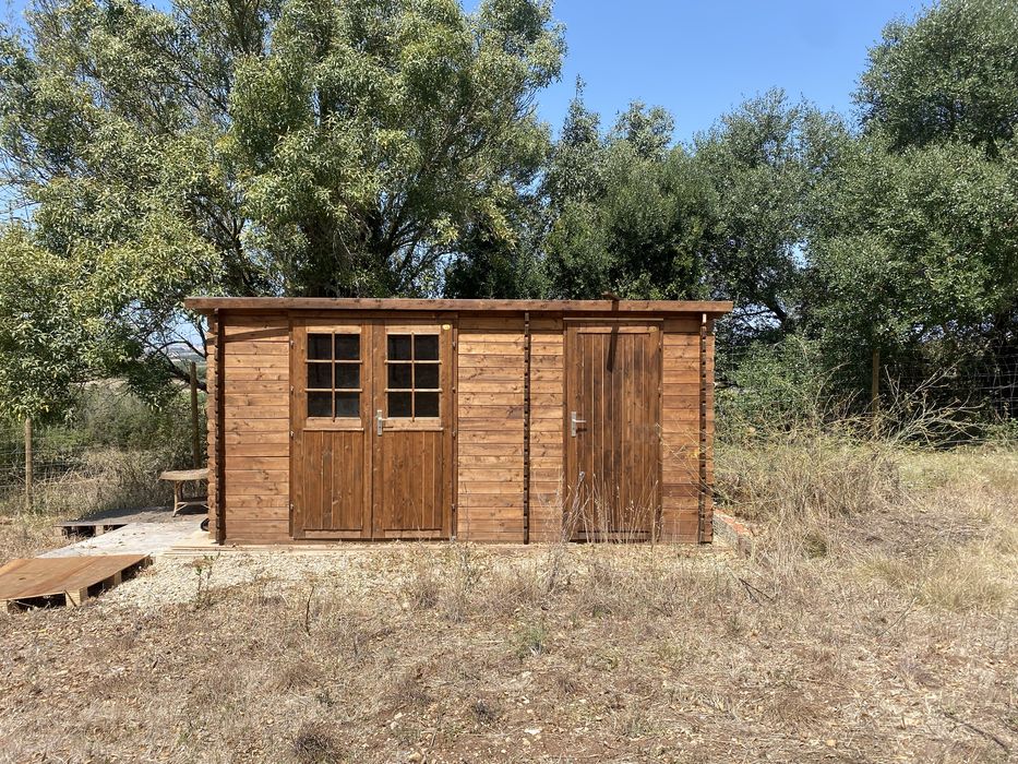 Trespasse terreno 7,000m2 — Almargem Do Bispo, Pêro Pinheiro E Montelavar, Lisboa