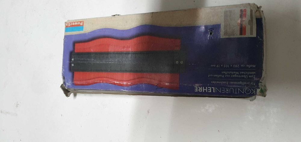 Calibre para medição de contornos