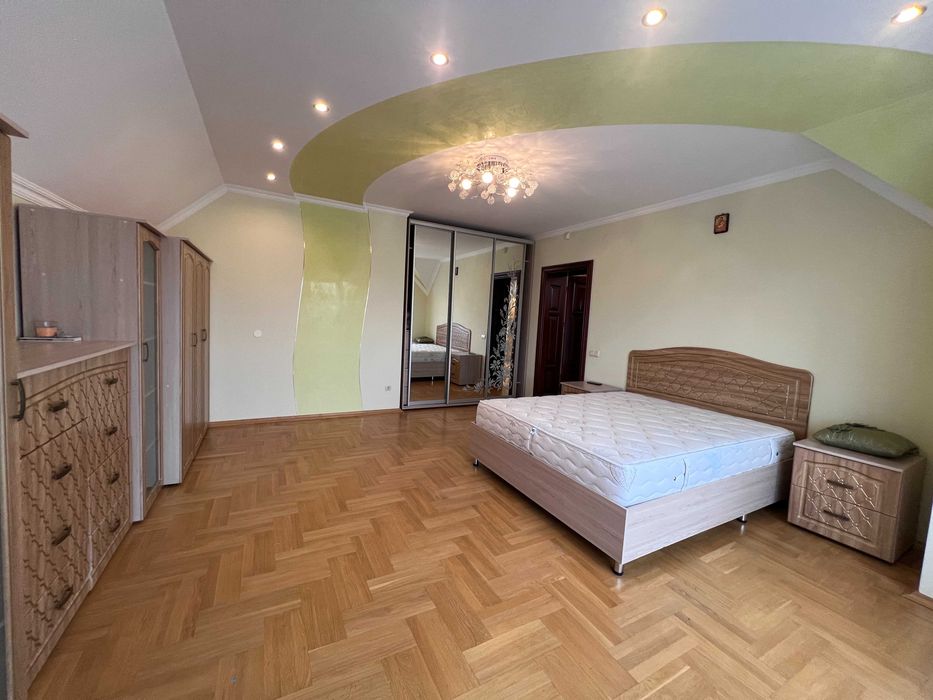 Продаю Будинок з ремонтом, меблями та зручним розташуванням!!!