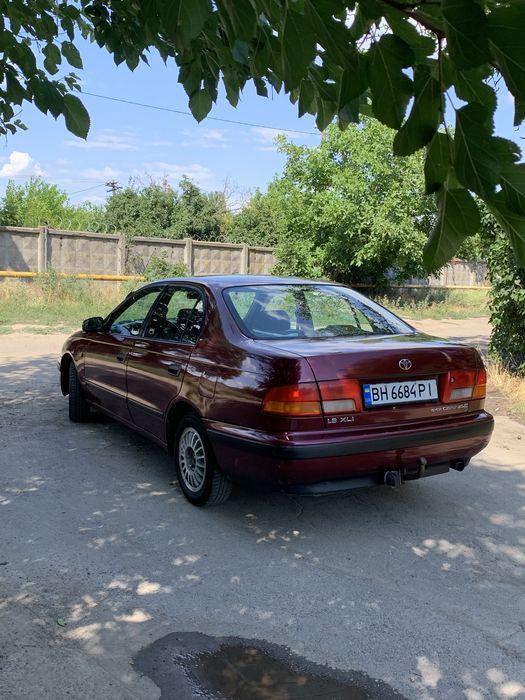 Продам или обмен на бус TOYOTA CARINA E 1,8