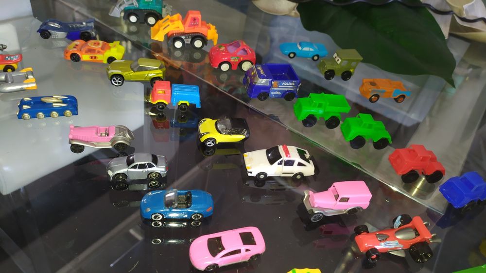 Carros miniatura variados